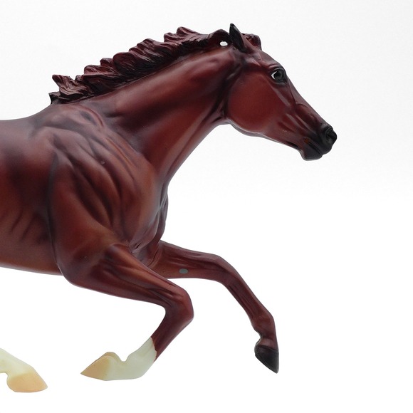 BREYER Traditional Model No. 1345 Secretariat Thoroughbred Smarty Jones Mold - Picture 3 of 10